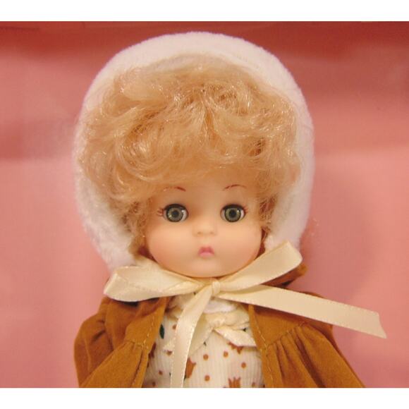 NEW 1988 Effanbee 9" Lil Li'l Innocents DIANA DOLL Cloak Hood Corduroy Dress - Picture 3 of 5